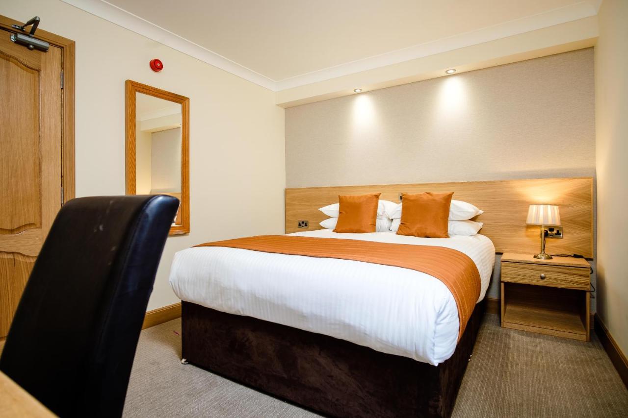 Victoria Hotel Kirkcaldy Exteriör bild